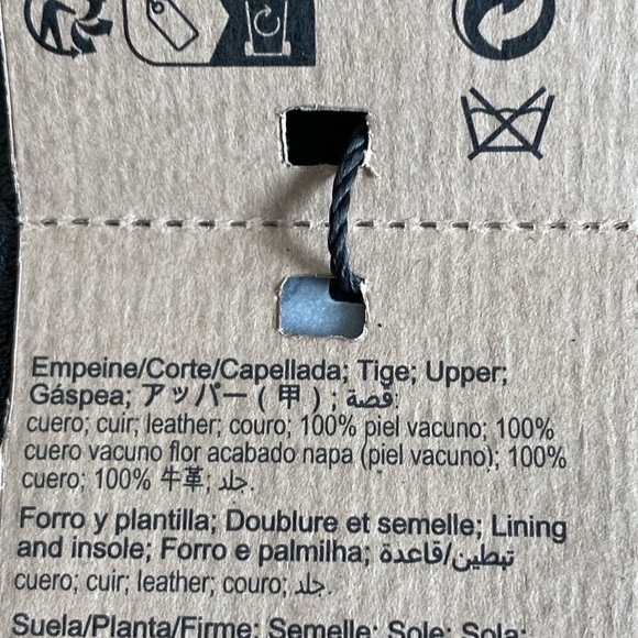 NWT. Massimo Dutti Black Leather Embroidered Cowboy Boots. Size 8. - Picture 7 of 8